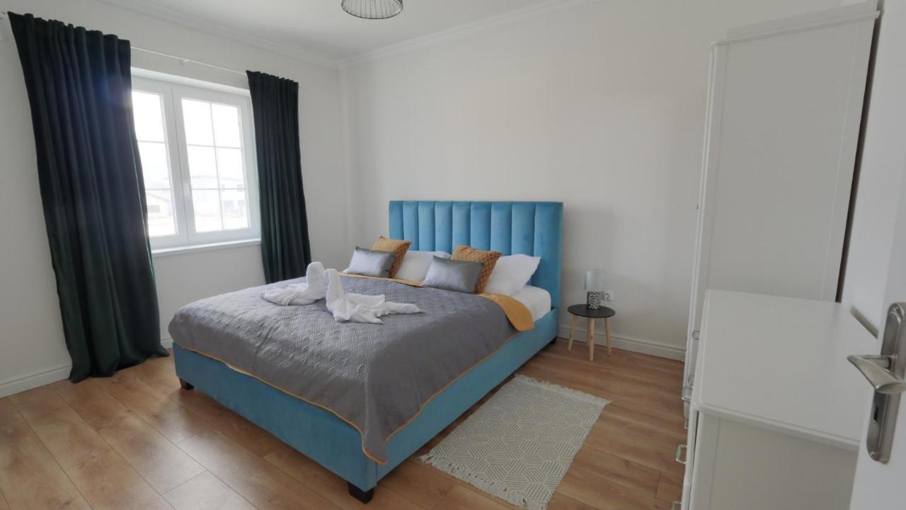 Вілла Apartmanovy Dom S Virivkou, Pod Secnom, Liptovsky Jan Ліптовський Мікулаш Екстер'єр фото