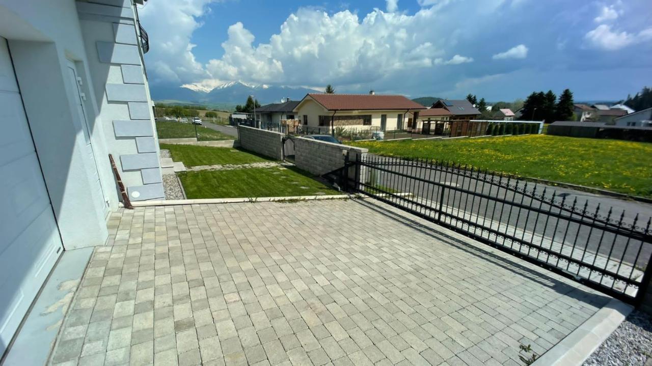 Вілла Apartmanovy Dom S Virivkou, Pod Secnom, Liptovsky Jan Ліптовський Мікулаш Екстер'єр фото